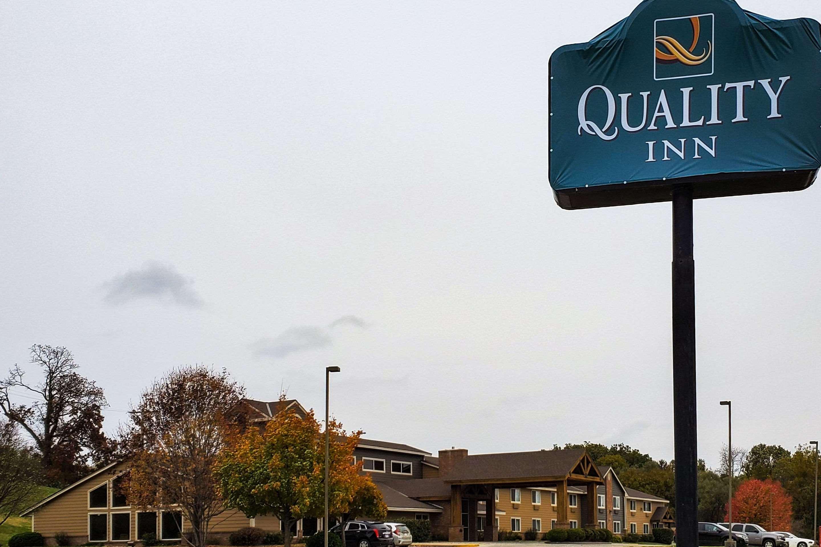 Quality Inn Atchison Exteriör bild