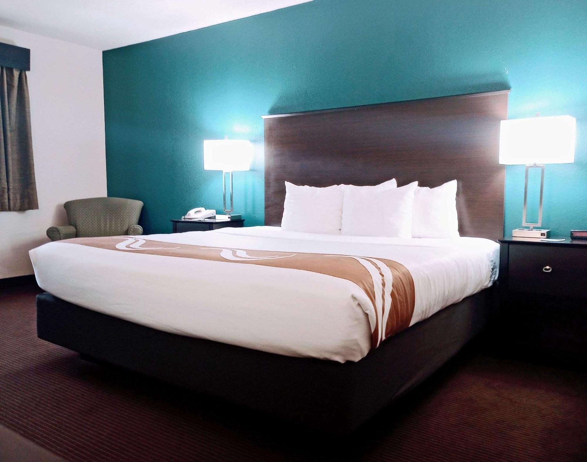 Quality Inn Atchison Exteriör bild